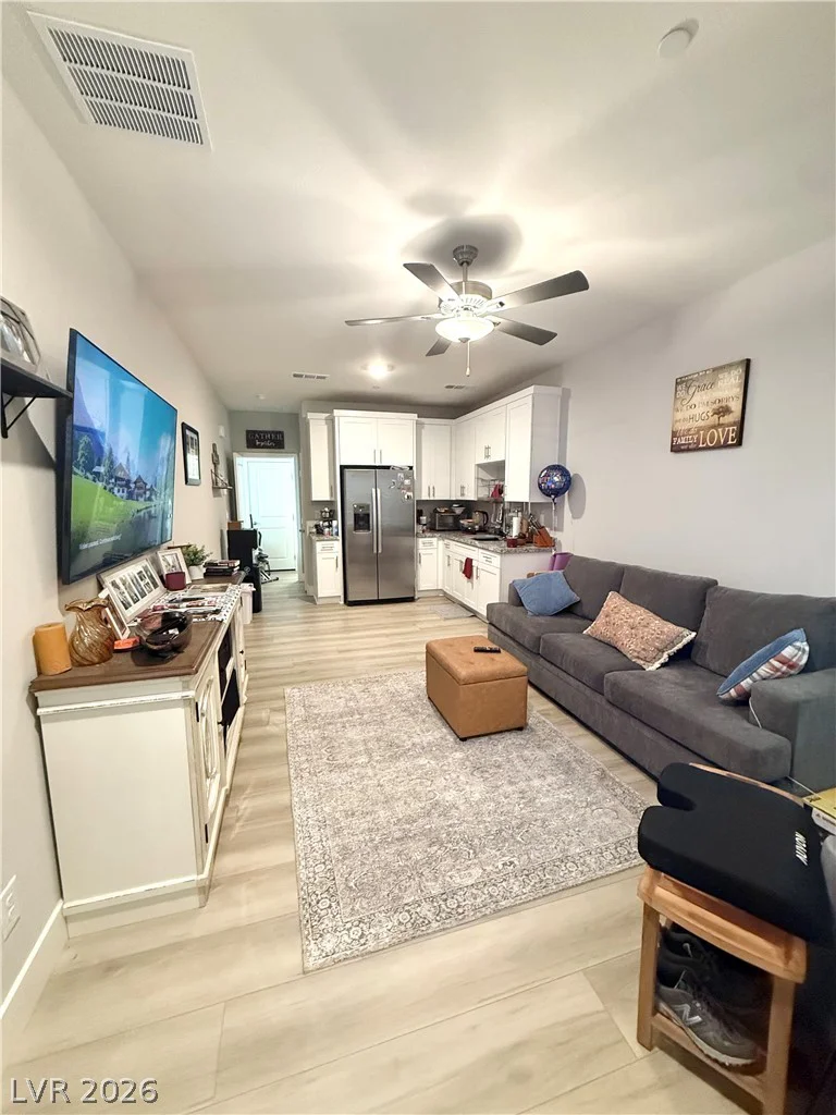 1921 Lewis Bay, North Las Vegas, NV 89084