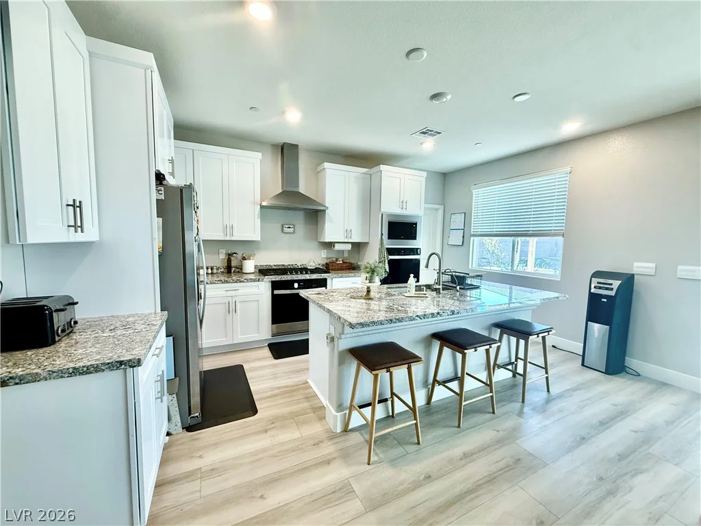 1921 Lewis Bay, North Las Vegas, NV 89084