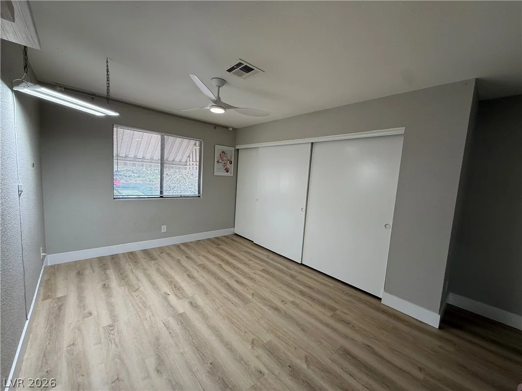 8804 River Pines, Las Vegas, NV 89117