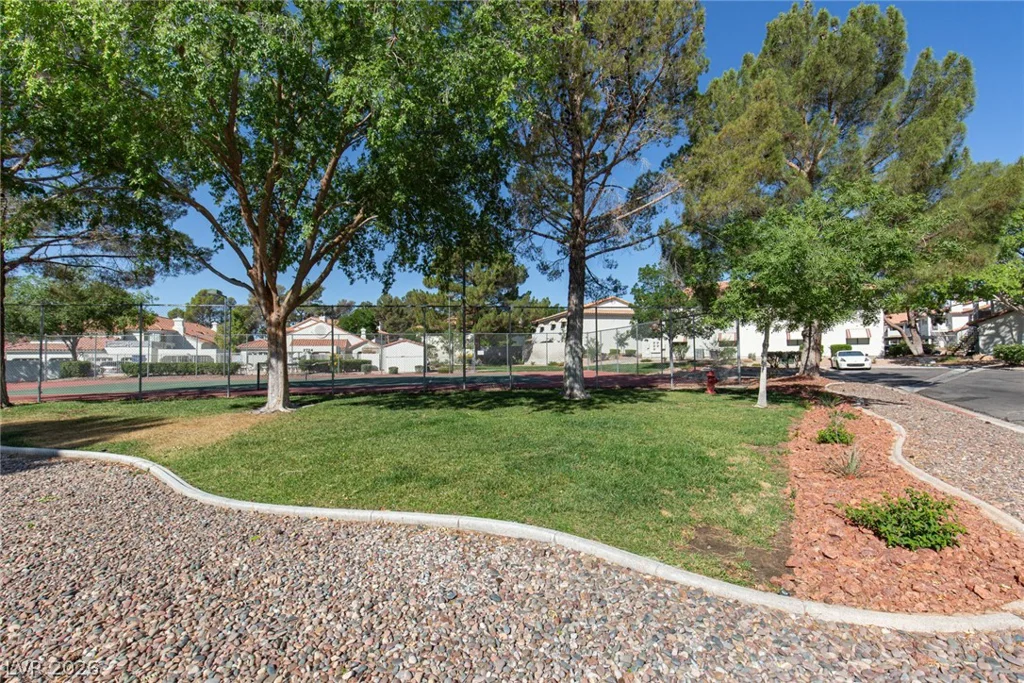 8804 River Pines, Las Vegas, NV 89117