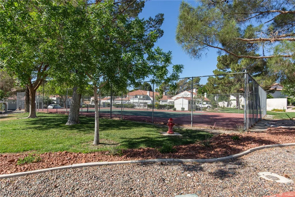 8804 River Pines, Las Vegas, NV 89117