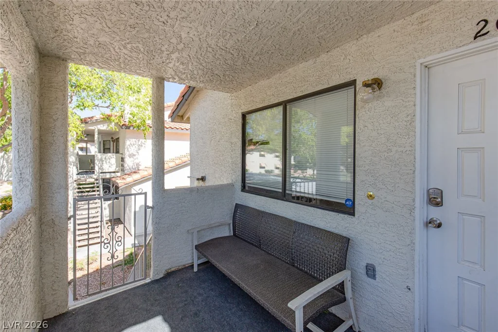 8804 River Pines, Las Vegas, NV 89117