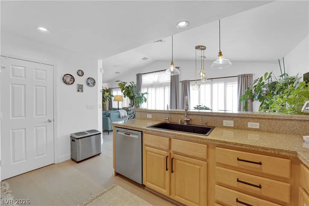 5374 Homeria, Las Vegas, NV 89113