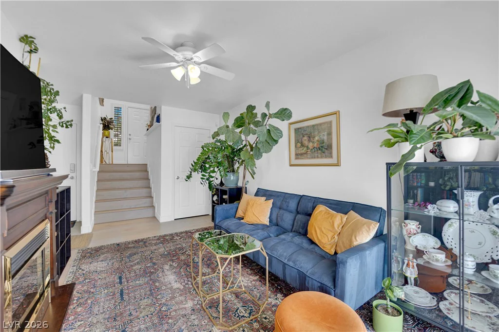 5374 Homeria, Las Vegas, NV 89113
