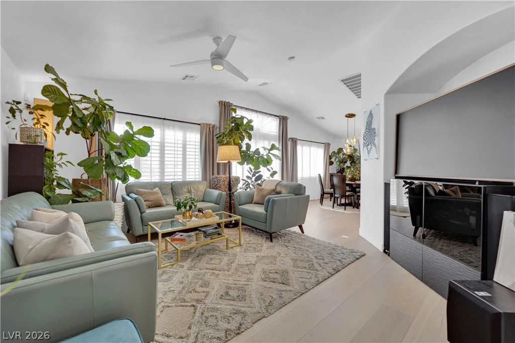 5374 Homeria, Las Vegas, NV 89113