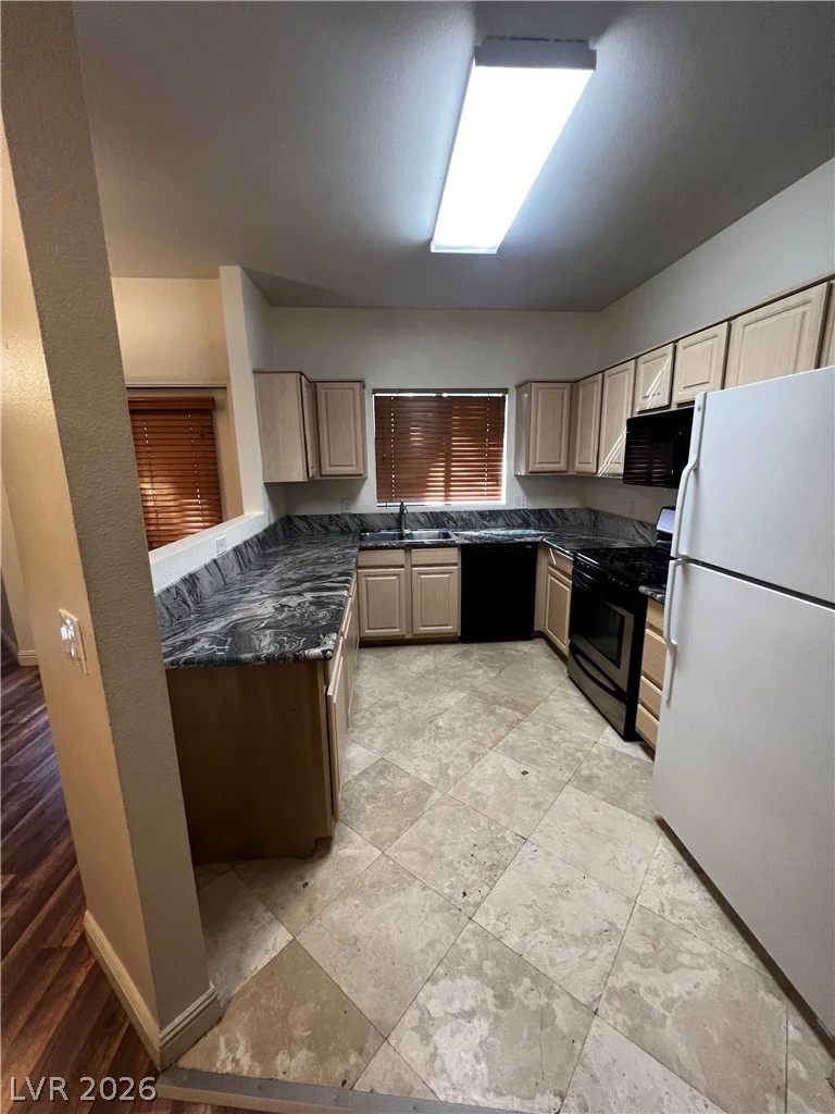 5250 Rainbow, Las Vegas, NV 89118