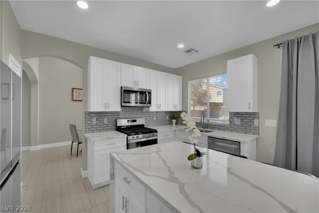 6047 Orange Poppy, Las Vegas, NV 89120