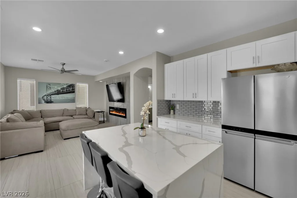 6047 Orange Poppy, Las Vegas, NV 89120