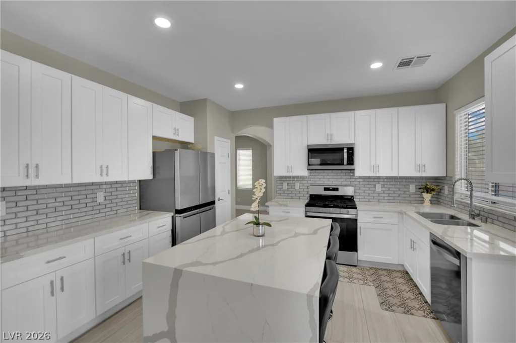 6047 Orange Poppy, Las Vegas, NV 89120