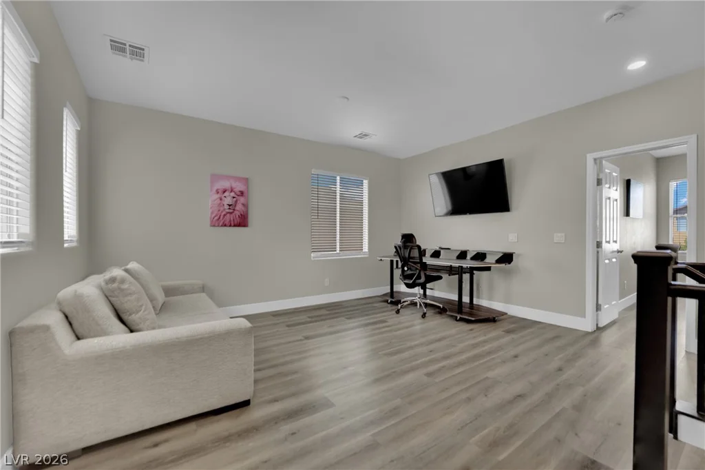 6047 Orange Poppy, Las Vegas, NV 89120
