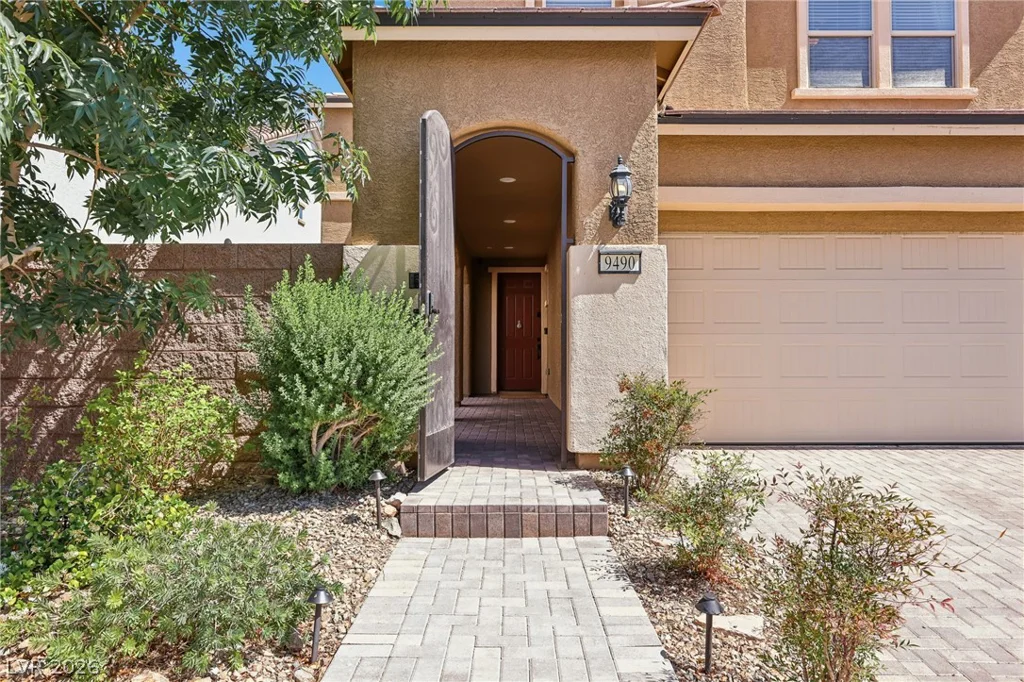 9490 Wild Valley, Las Vegas, NV 89148