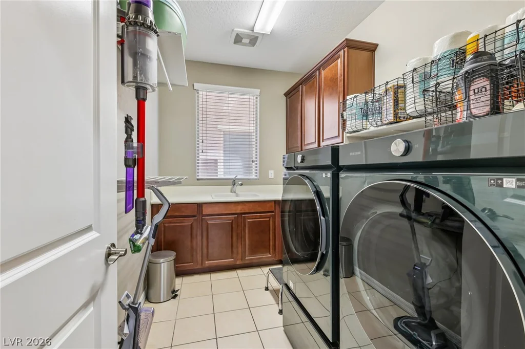 9490 Wild Valley, Las Vegas, NV 89148