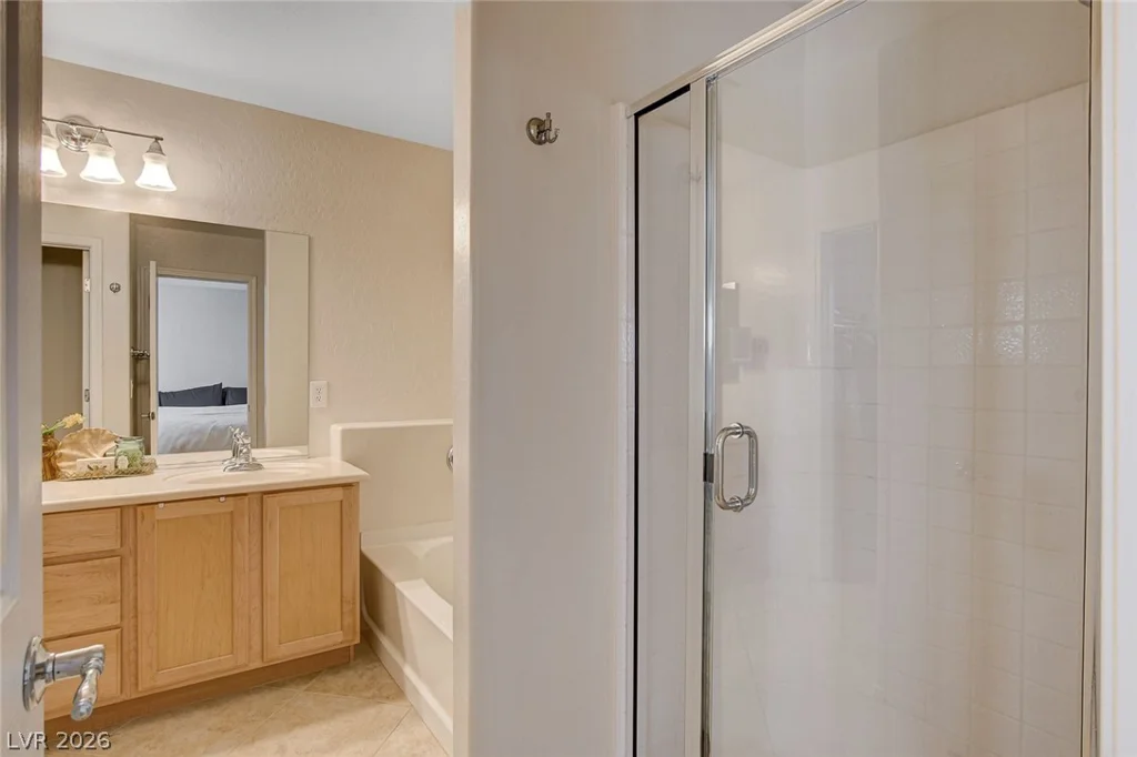 2401 Rue Royale, Henderson, NV 89044