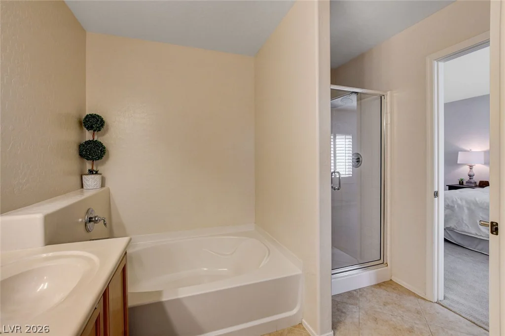2401 Rue Royale, Henderson, NV 89044