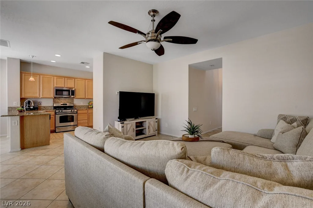 2401 Rue Royale, Henderson, NV 89044