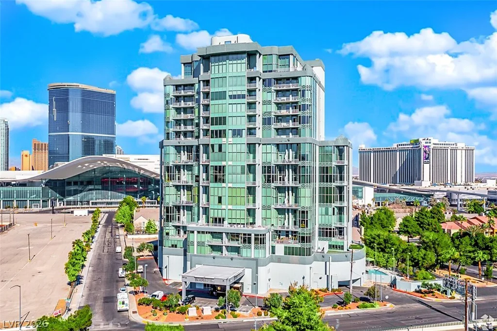 360 Desert Inn, Las Vegas, NV 89109