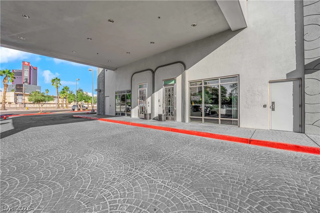 360 Desert Inn, Las Vegas, NV 89109
