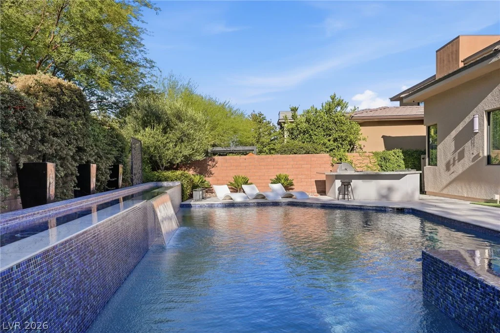 47 Moonfire, Las Vegas, NV 89135