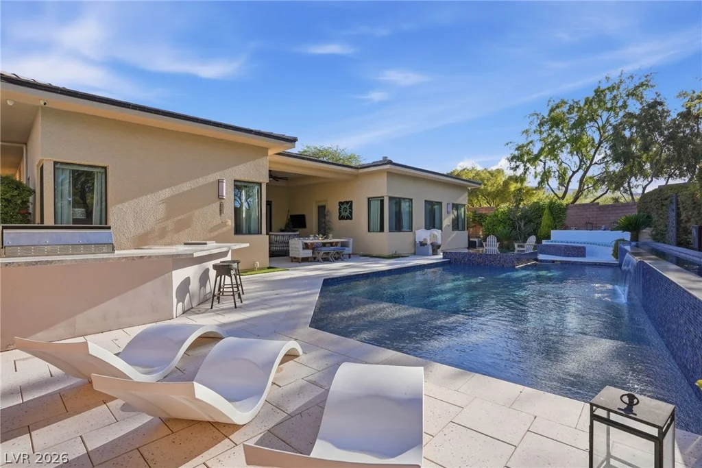 47 Moonfire, Las Vegas, NV 89135