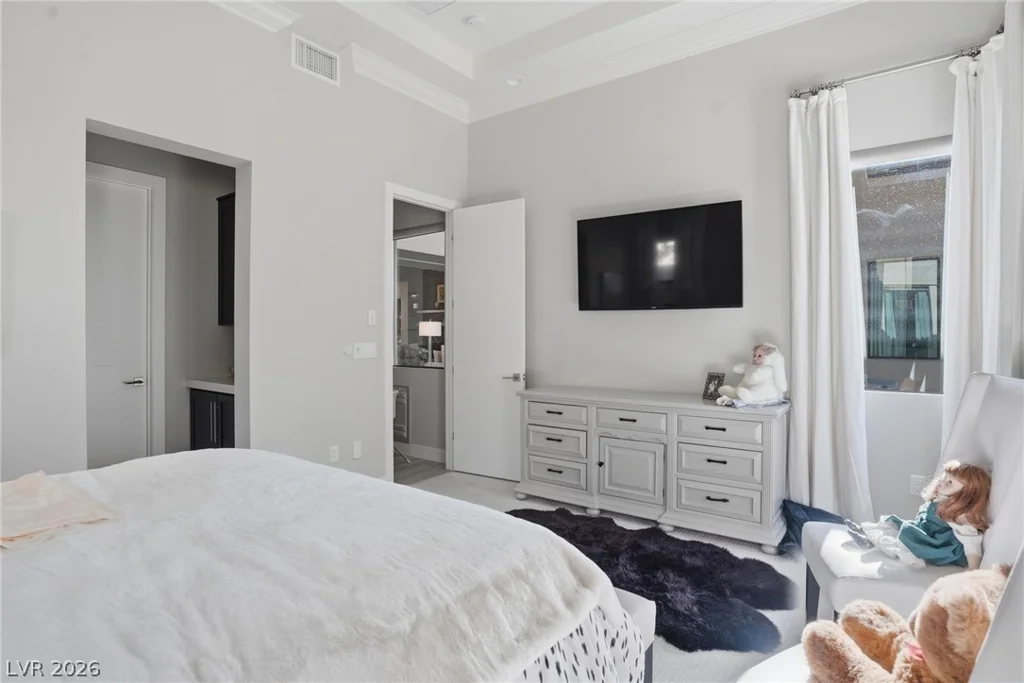 47 Moonfire, Las Vegas, NV 89135