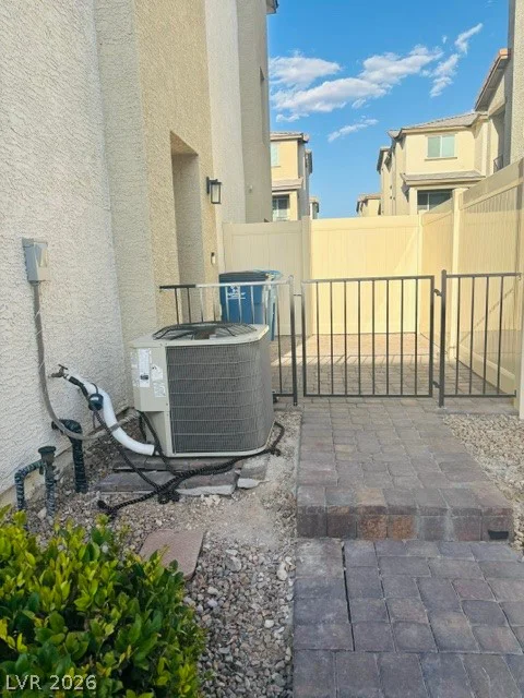6952 Midnight Bronze, North Las Vegas, NV 89086
