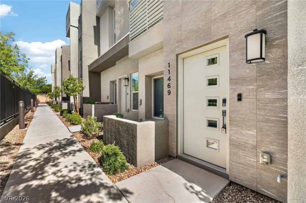 11469 Vibrant Heights, Las Vegas, NV 89135