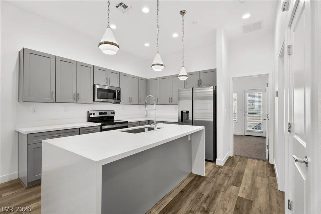 11469 Vibrant Heights, Las Vegas, NV 89135