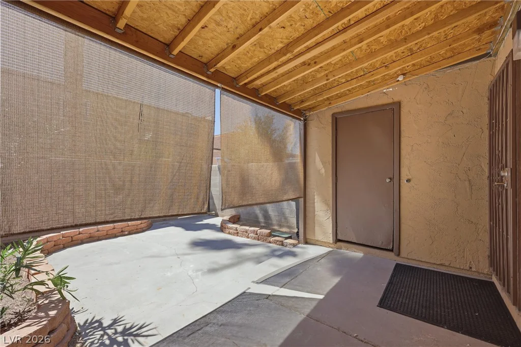 5626 Lake Mead, Las Vegas, NV 89108
