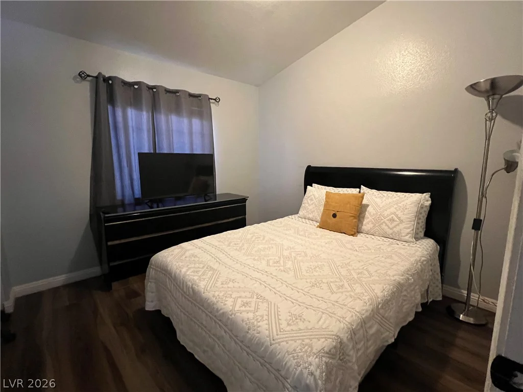 8316 Valleybreeze, Las Vegas, NV 89129