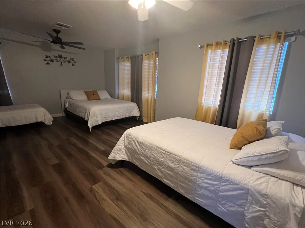 8316 Valleybreeze, Las Vegas, NV 89129