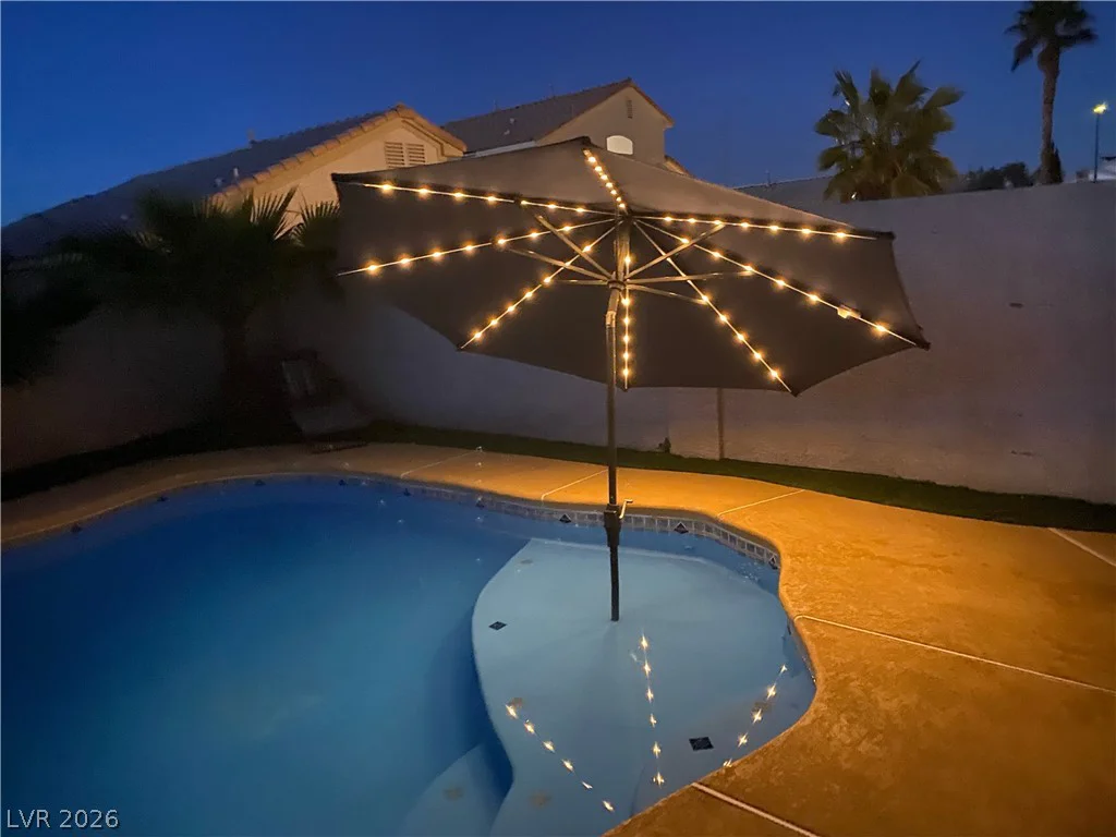 8316 Valleybreeze, Las Vegas, NV 89129