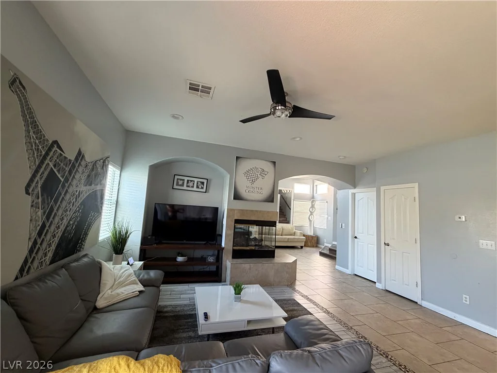 8316 Valleybreeze, Las Vegas, NV 89129