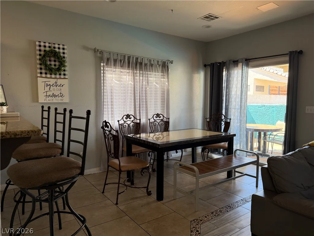 8316 Valleybreeze, Las Vegas, NV 89129