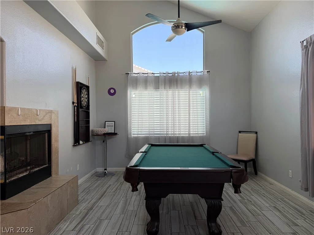 8316 Valleybreeze, Las Vegas, NV 89129