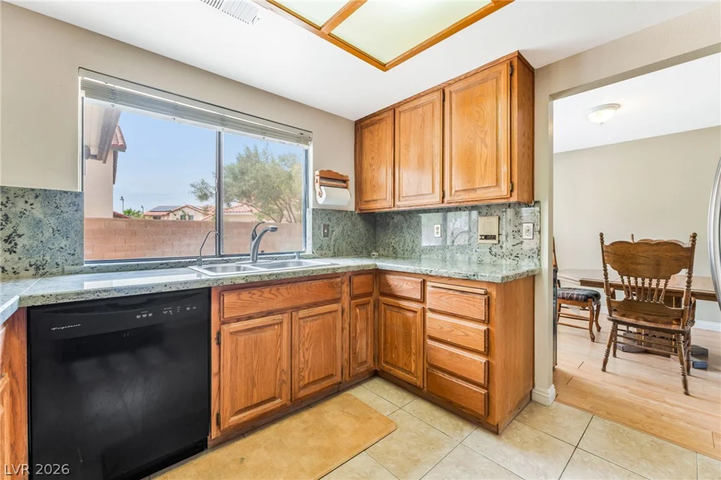 9021 Feather River, Las Vegas, NV 89117