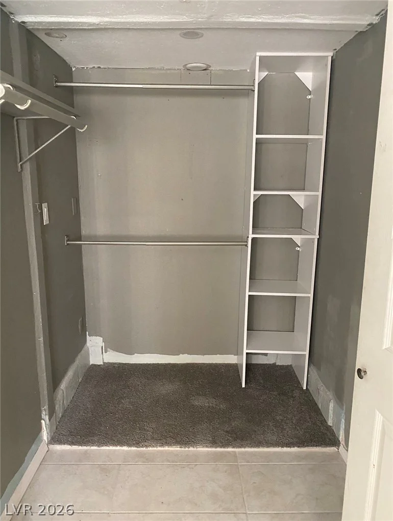 2400 Pardee, Las Vegas, NV 89104