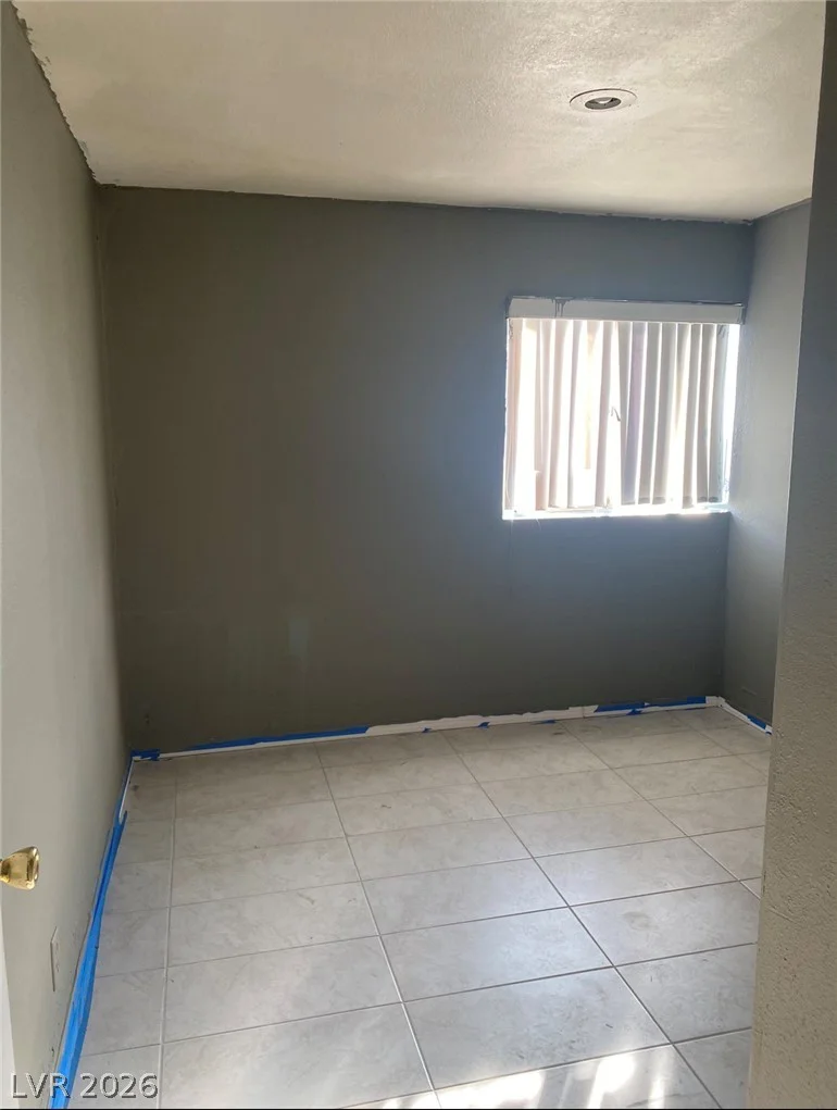 2400 Pardee, Las Vegas, NV 89104
