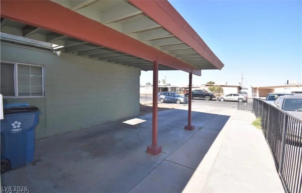 2400 Pardee, Las Vegas, NV 89104