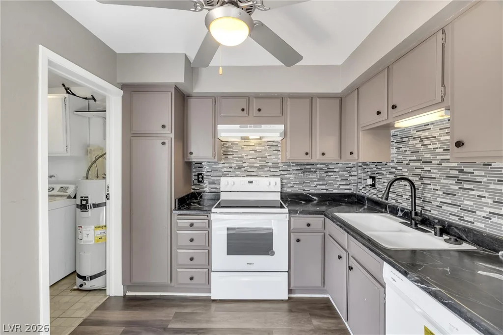 624 Brookway, Las Vegas, NV 89169
