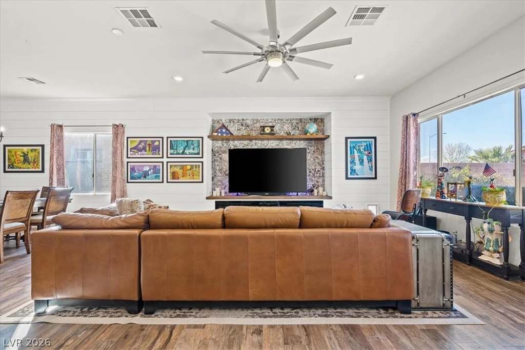 7100 Via Campanile, Las Vegas, NV 89131