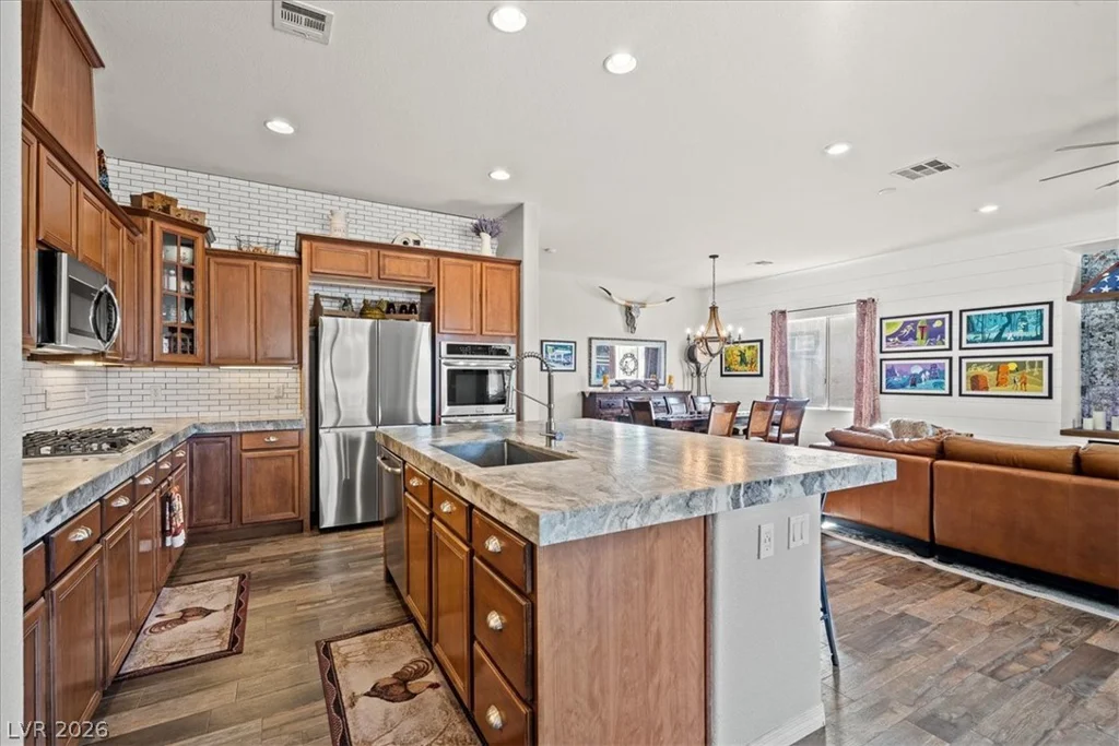 7100 Via Campanile, Las Vegas, NV 89131