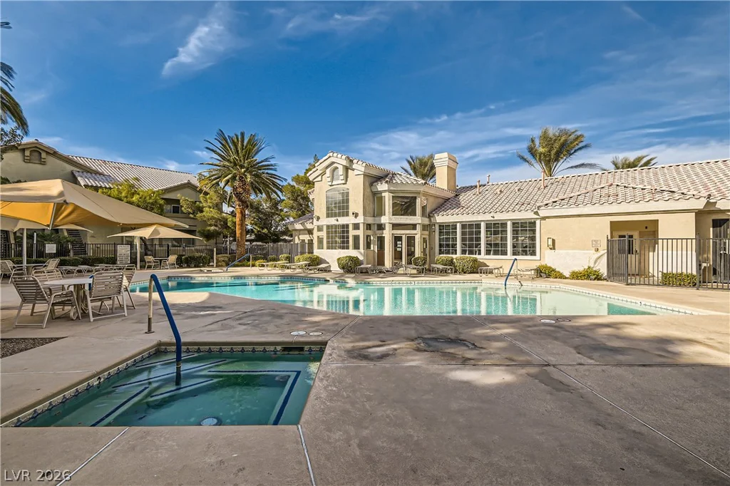 3925 Prescott Pines, Las Vegas, NV 89108