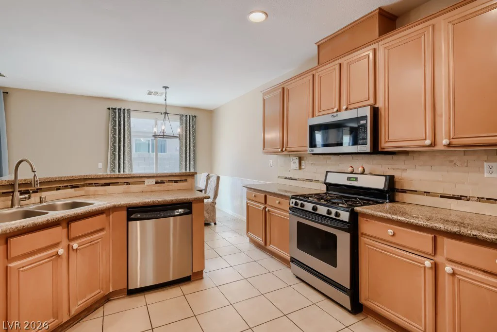 3925 Prescott Pines, Las Vegas, NV 89108