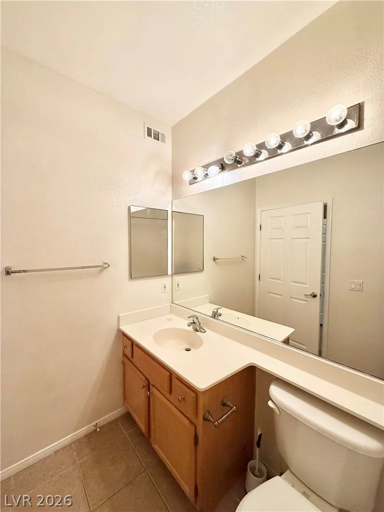 3850 Juno Beach, Las Vegas, NV 89129