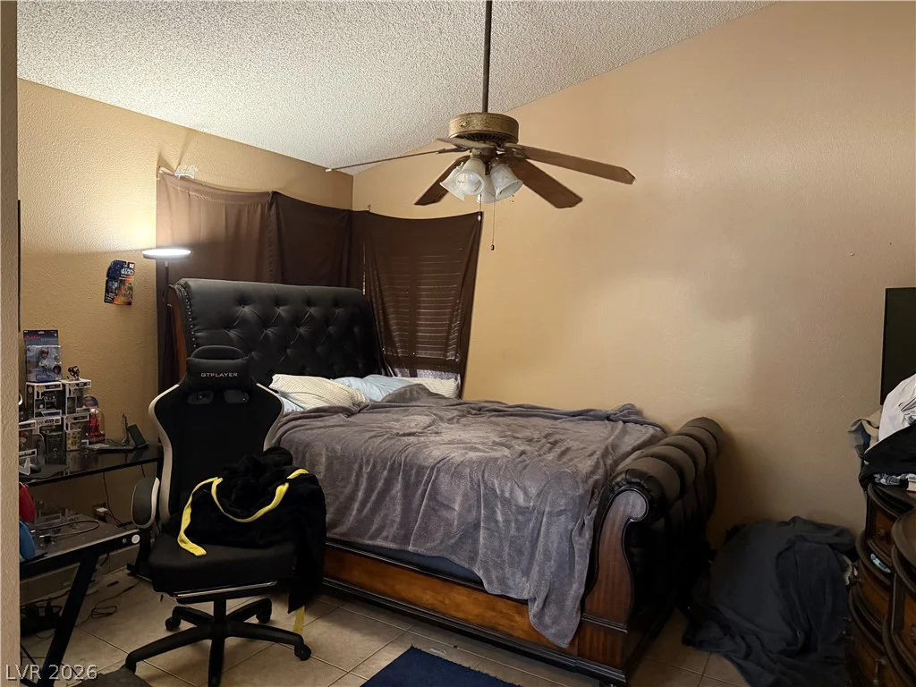 3325 Sonterra, Las Vegas, NV 89117