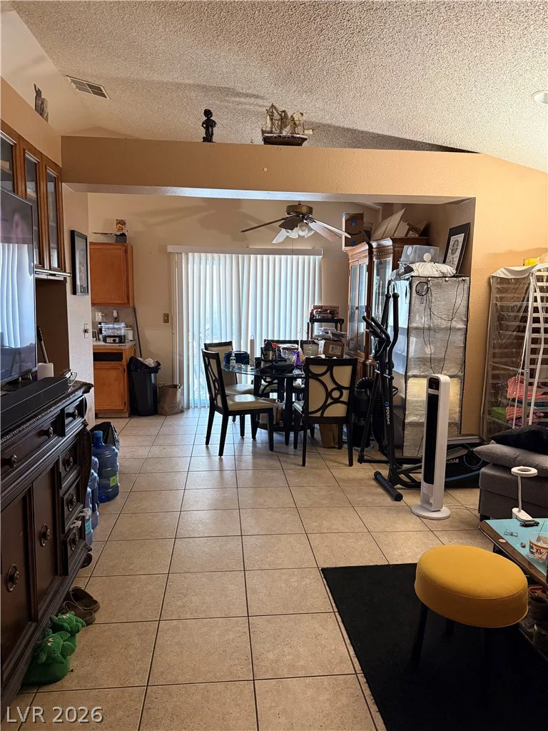 3325 Sonterra, Las Vegas, NV 89117