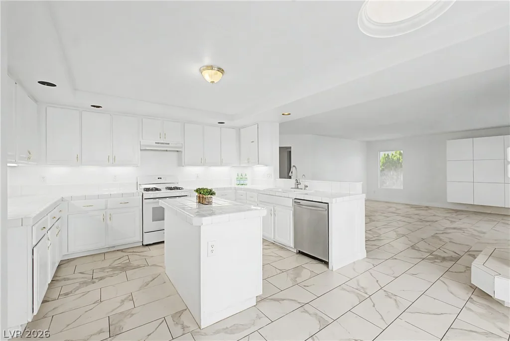 10794 Serendipity, Las Vegas, NV 89183