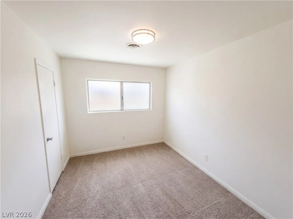 4018 Shady Oak, Las Vegas, NV 89115