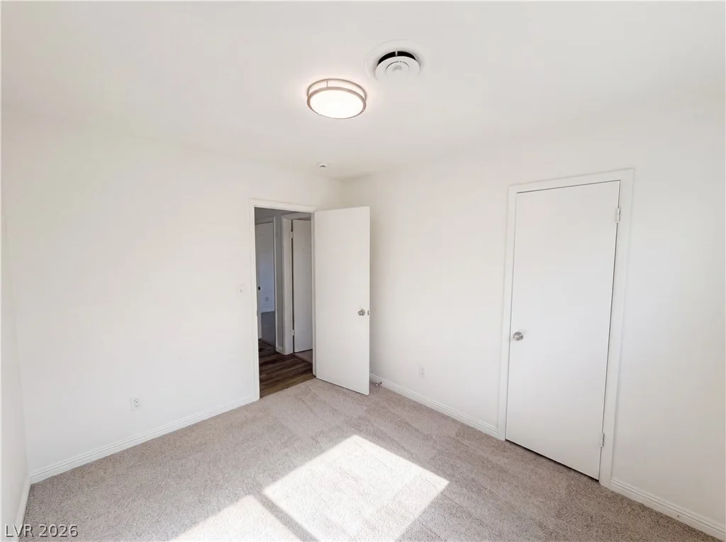 4018 Shady Oak, Las Vegas, NV 89115