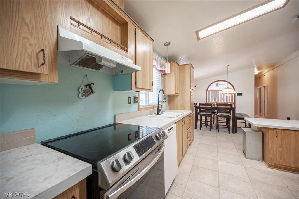 3200 Maple, Pahrump, NV 89048